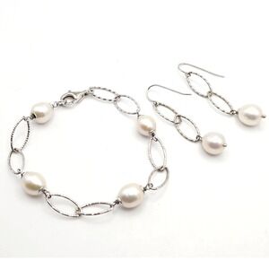 Imperial Genuine Cultured Pearls on Sterling Silver 925 Bracelet and Earring Set